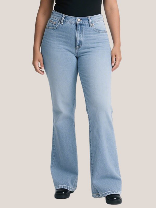 womens-stylish-plus-size-straight-jeans