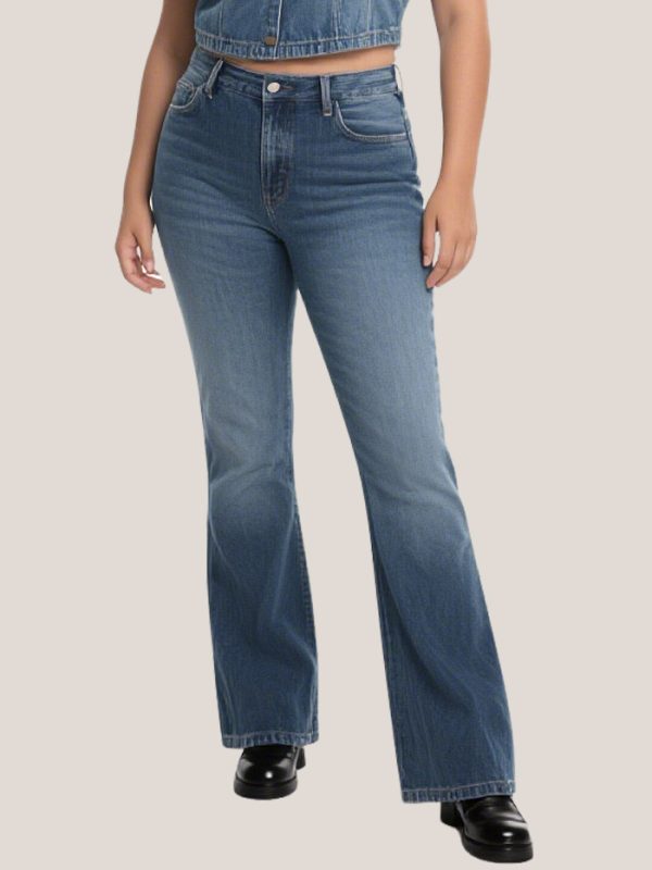 womens-comfortable-plus-size-straight-jeans